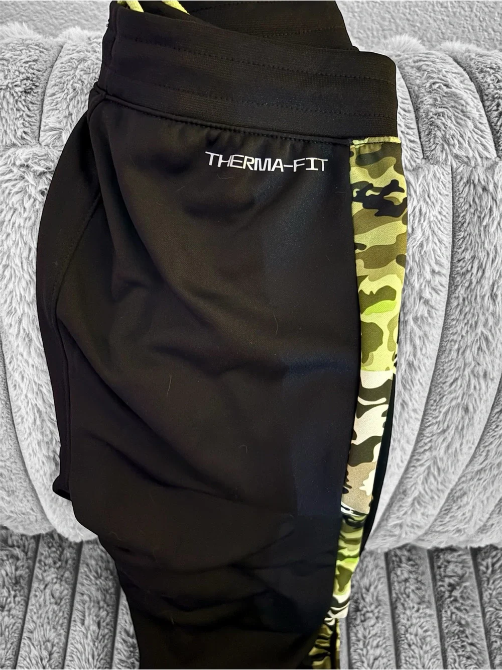 Nike BoysTherma-FIT Black Jogger Pants with Green Camo Trim (XL)